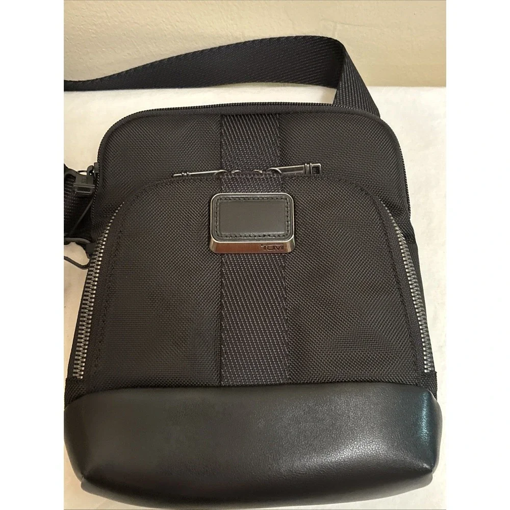 Tumi Alpha Bravo Barksdale Crossbody Bag Ballistic Nylon Black 232309D Mens